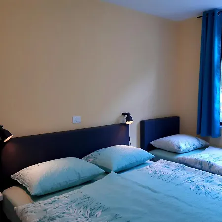 Socaland Apartmaji *