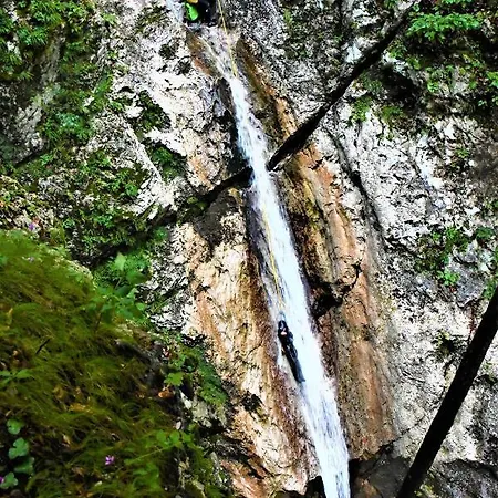 Socaland Apartmaji * Soča