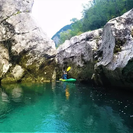 Socaland Apartmaji * Soča