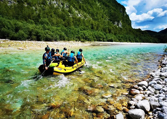 Socaland Apartmaji *